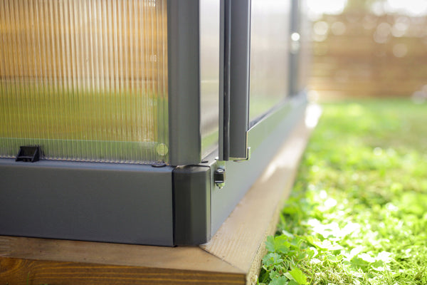 Breeze Polycarbonate Greenhouse – Three sizes available